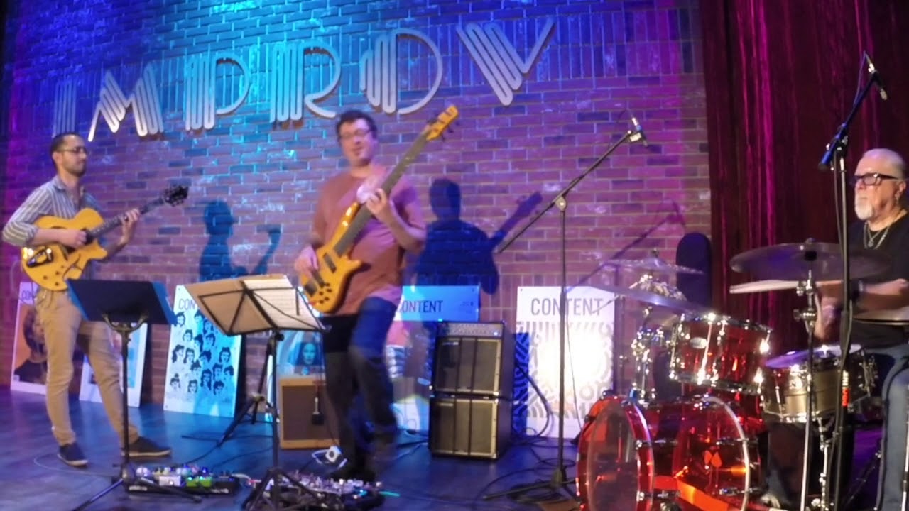 Wally Schnalle and Idiot Fish 3 at The Improv