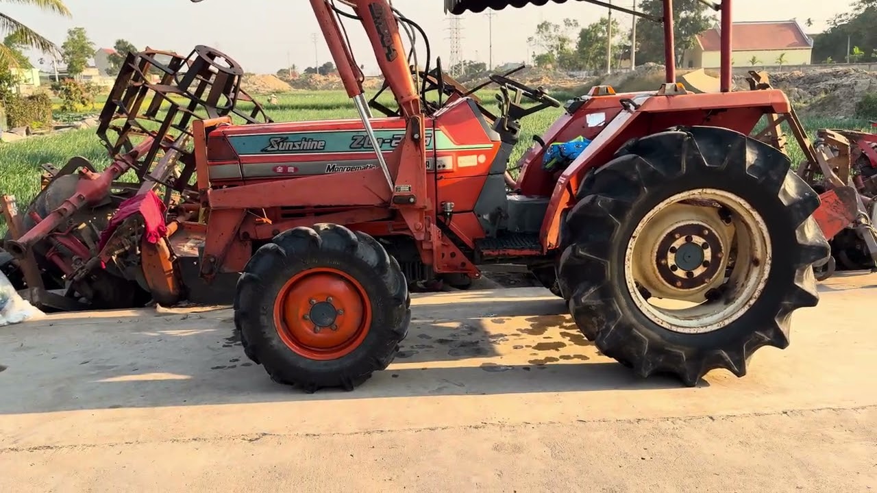 CẦN BÁN MÁY CÀY KUBOTA L1-265.. TRỢ LỰC LÁI 2 CẦU..GẮN XÚC LẬT 0967376756