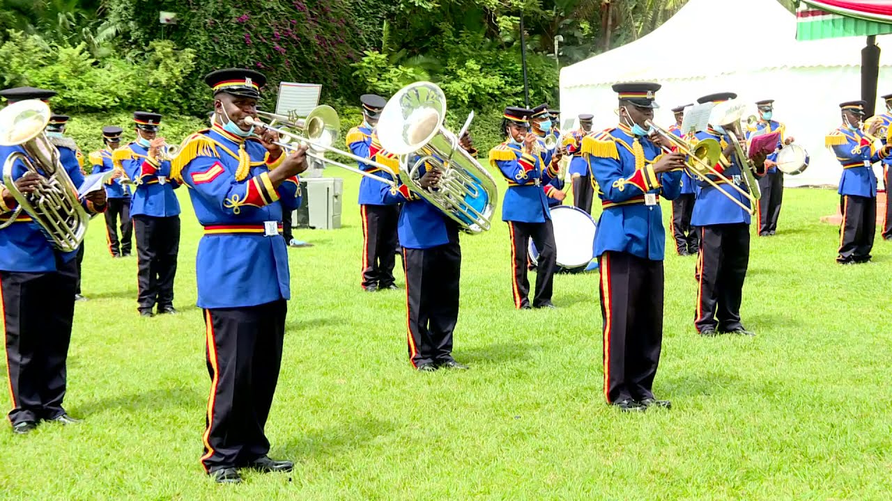 MIMINA -  KENYA POLICE BAND AT STATE HOUSE NAIROBI