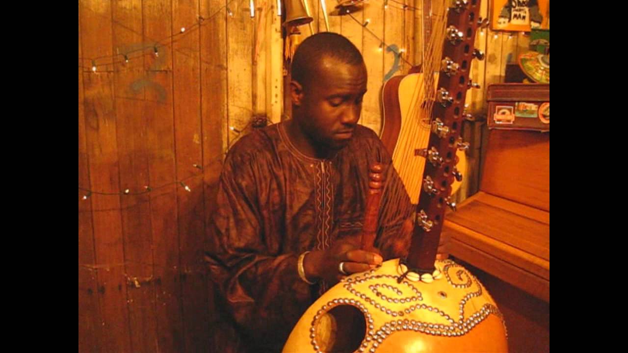 Sura Susso  -  Medina  -  Songs From The Shed