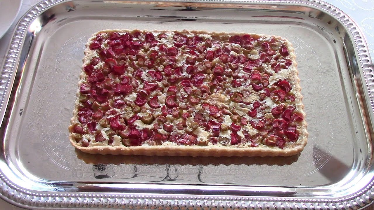 Rhubarb Custard Pie