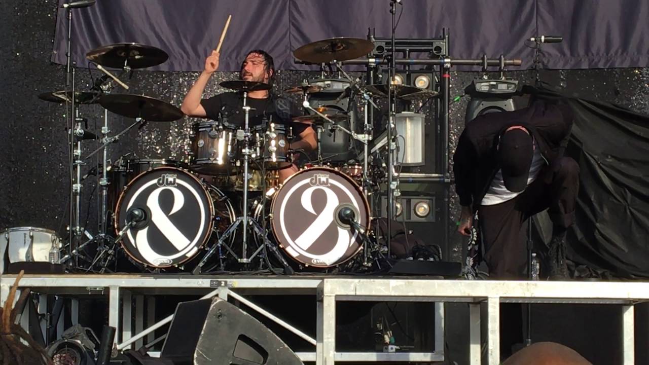 Of Mice & Men - Glass Hearts (Live at USANA Amphitheater, 08/09/16)