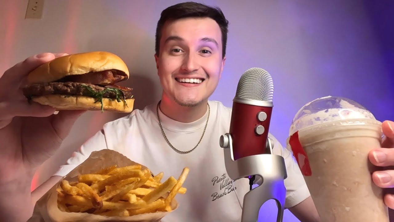 ASMR Eating Thanksgiving Dinner with Me 🦃🍴(burger & fries Mukbang)