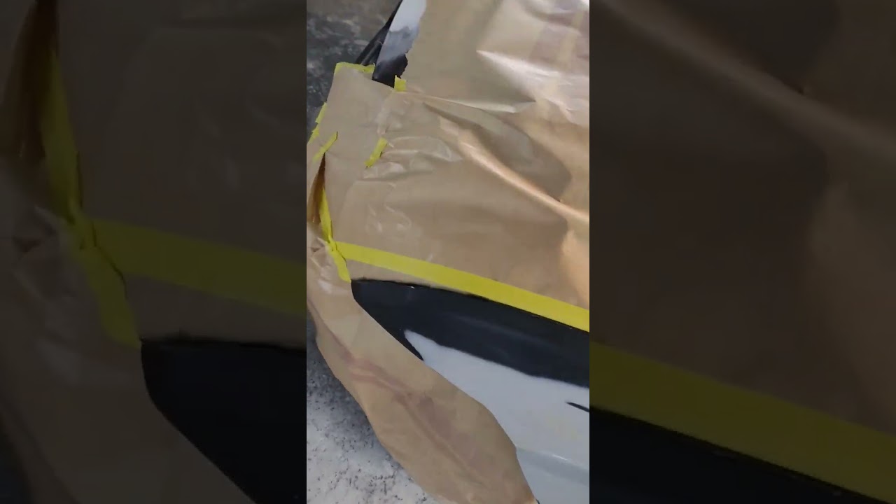 PREPARA&Ccedil;&Atilde;O A PINTURA AUTOMOTIVA CHAPEA&Ccedil;&Atilde;O / FUNILARIA/ LATARIA/ POLIMENTO   FORD FIESTA