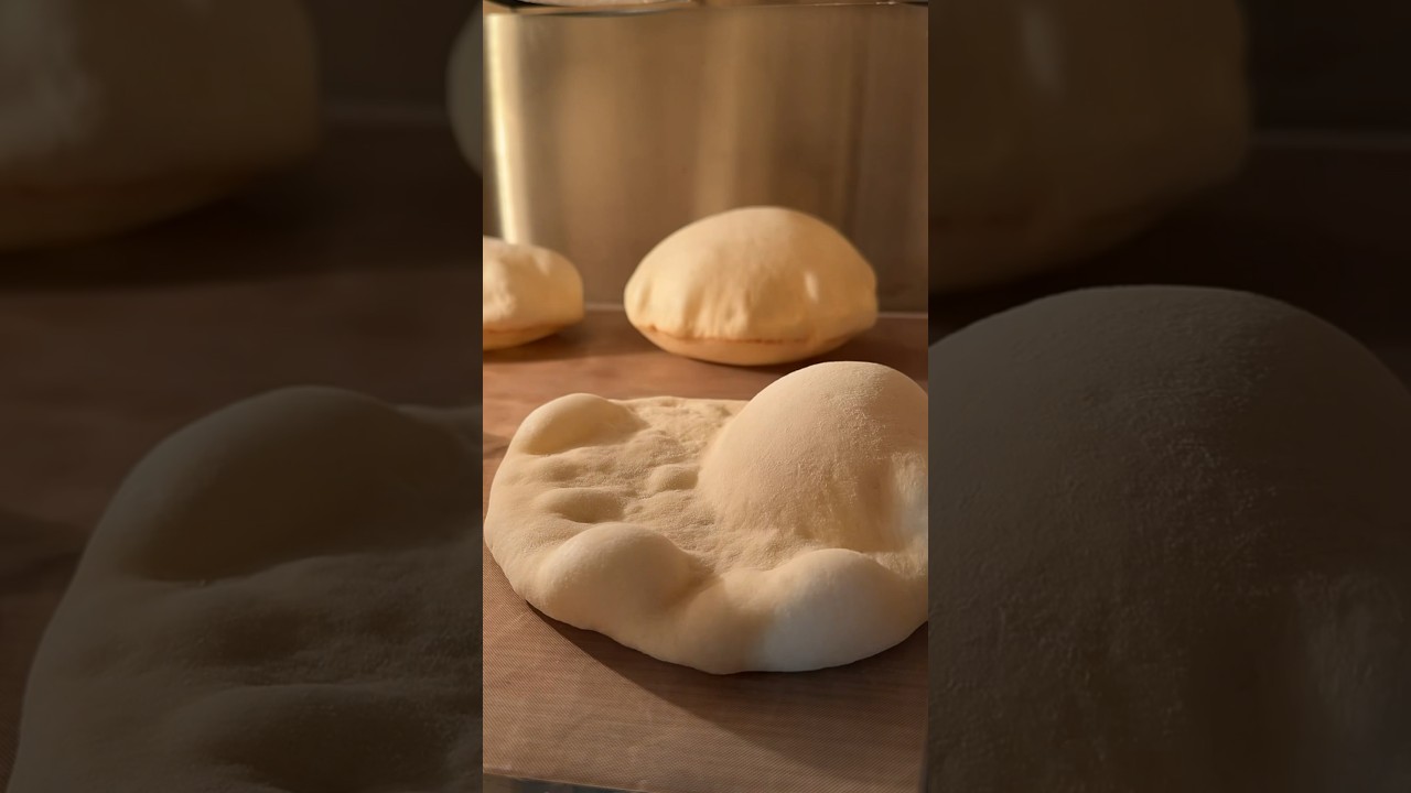 Pita Perfection: From flour to fluffiness, witness the pita magic unfold! 🌟 #pita #recipe