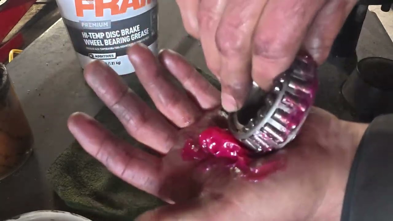 BEARING GREASE PACKING
