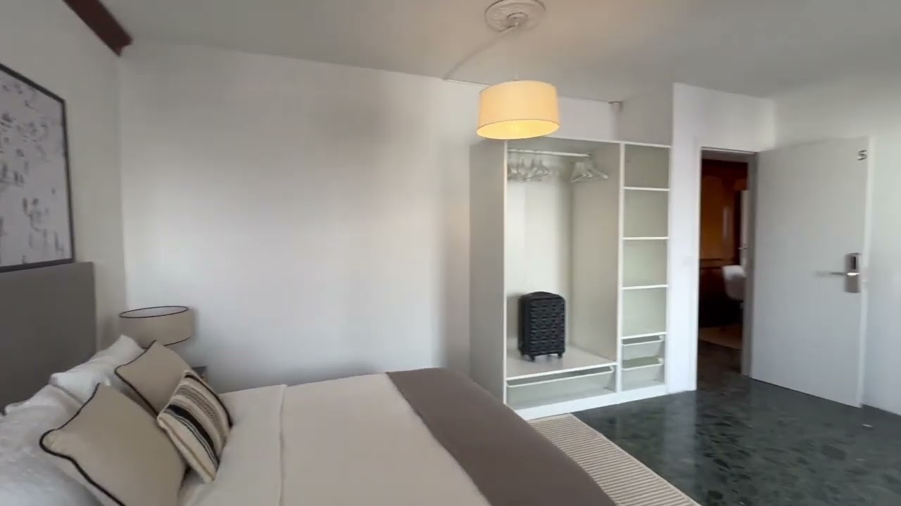 Room in a shared 6-bedroom apartment for rent in Mont-Olivet. - Spotahome (ref 1525267)