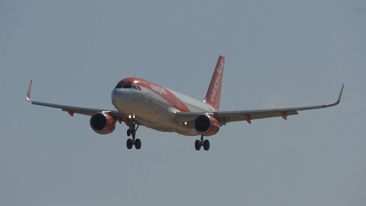 3 BUTTER LANDINGS B737 A319 A320 at Faro Airport