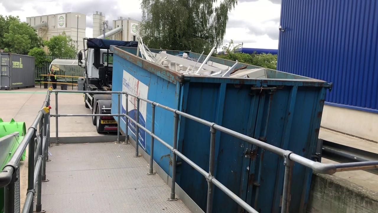 Garbage Truck | Roll Off/On Skips ♻️