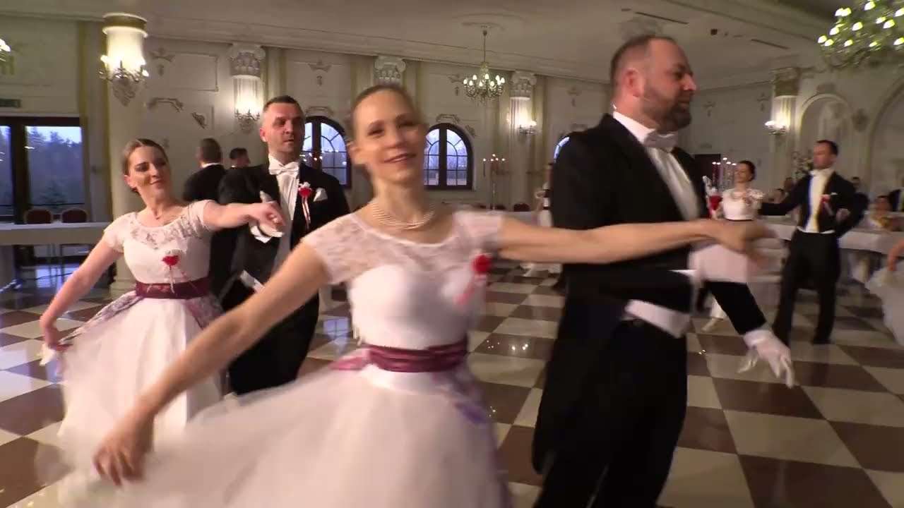 Grupa Folklorystyczna Pokolenia - Bal Polski -  Hotel Królewski/ Janów Lubelski 2022r.
