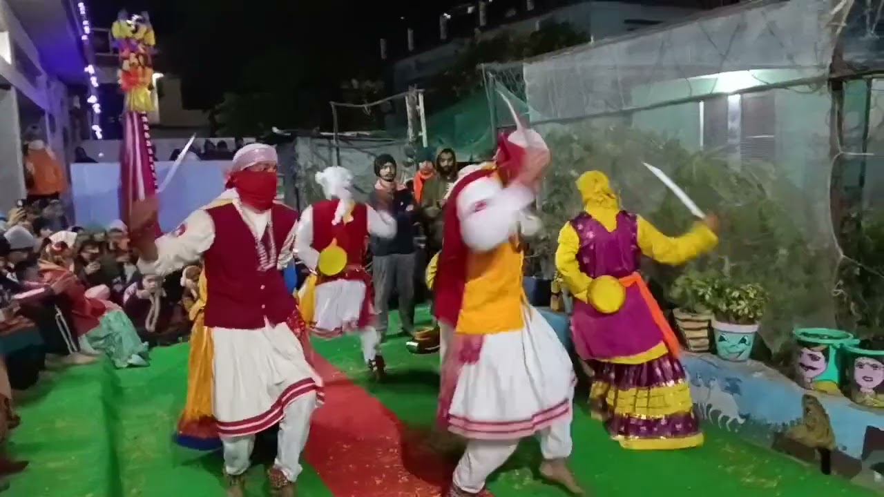 भट्टनगर गाव मे रात्रि नृत्य