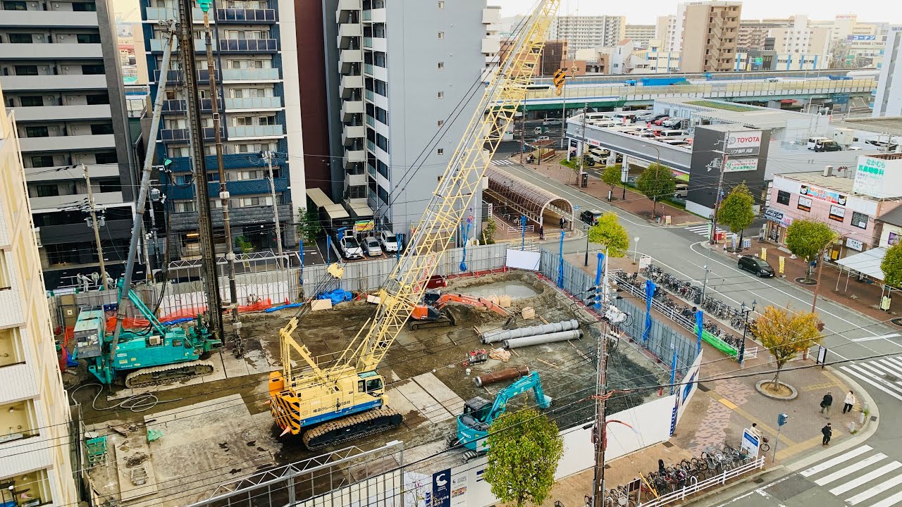 Malia in Japan is live! Japanese construction works!!!