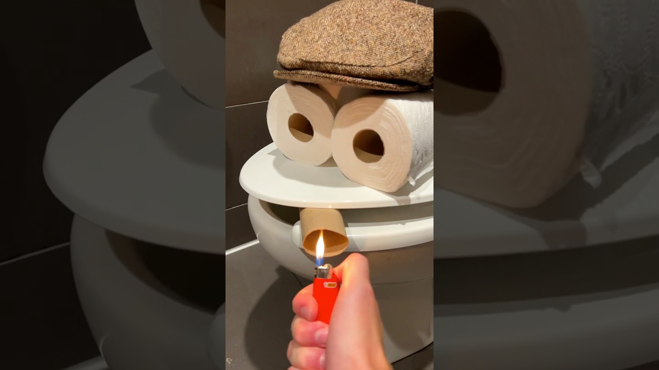 ШАЛОСТЬ С КУРЕНИЕМ В ТУАЛЕТЕ 🚬🚽