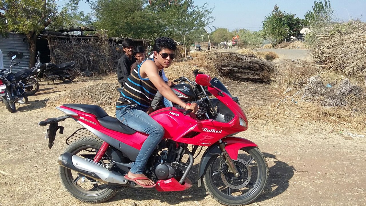 Sunil chavan song 8 kayi haal vatau ye sathi