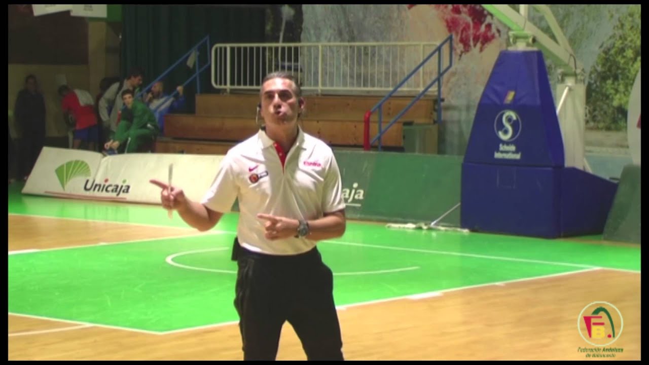 Sergio Scariolo - Clínic Completo - ¿Cómo se forma un jugador de cantera? - 3/11/2015