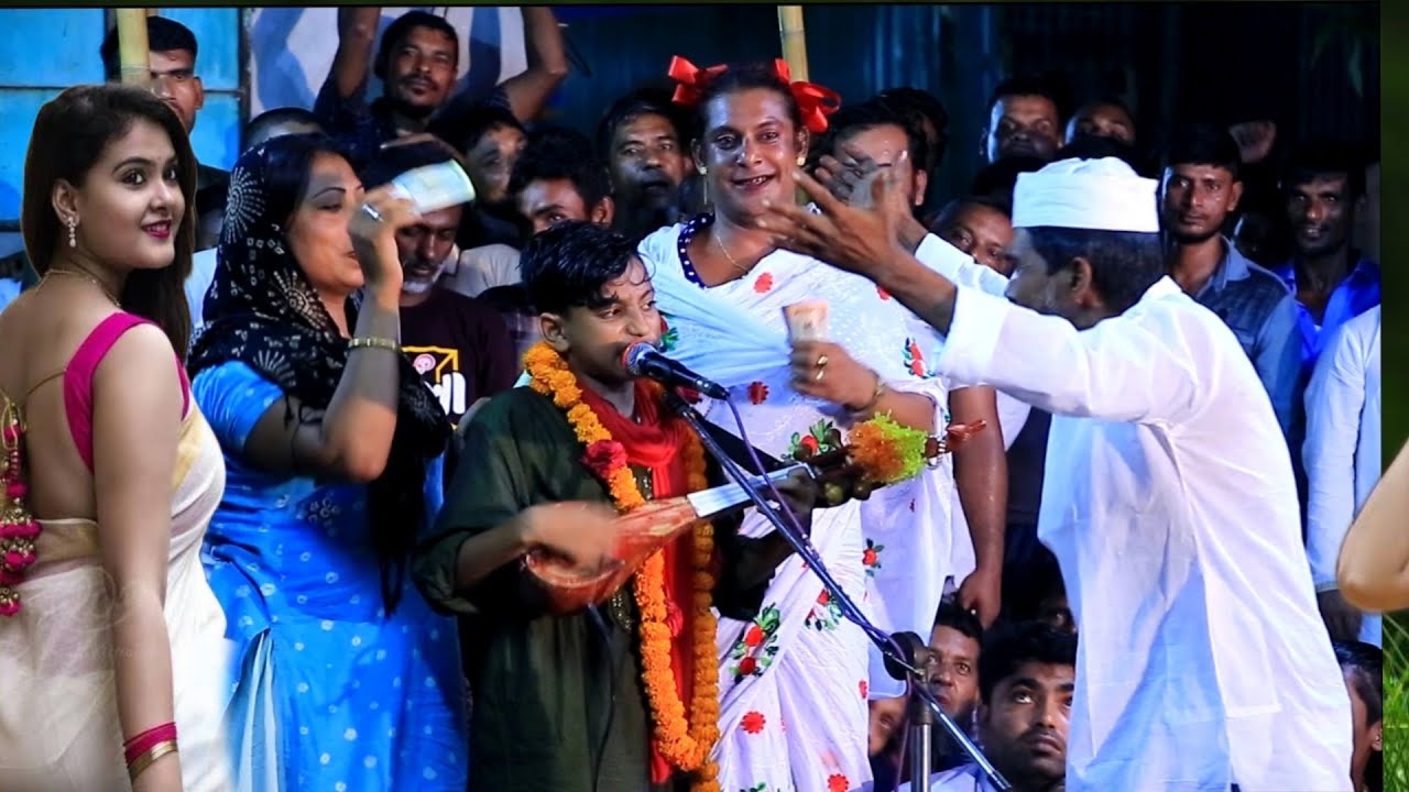 শিশু শিল্পীর গান শুনে সব হিজরাদের মাথা নষ্ট.rs media