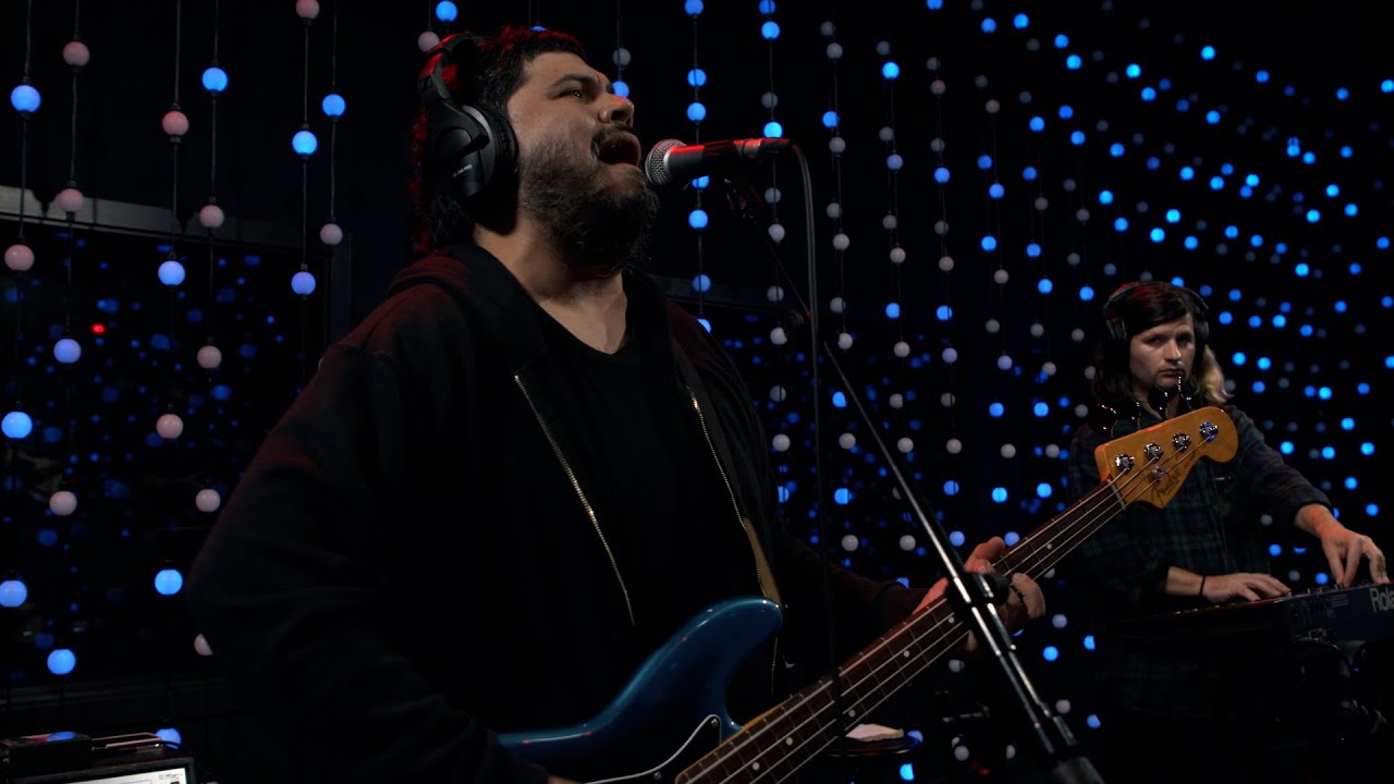 Él Mató a un Policía Motorizado - Chica de Oro (Live on KEXP)