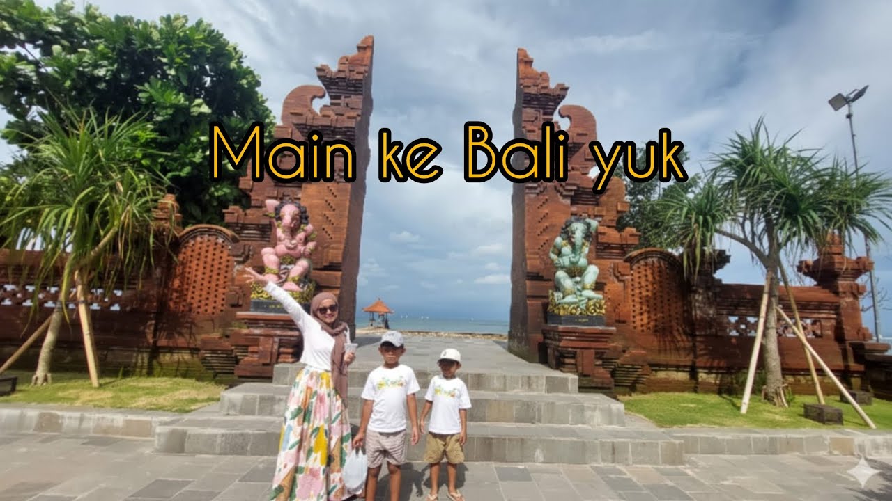 Jalan jalan ke bali mainnya ke keranjang lanjut ke pantai 