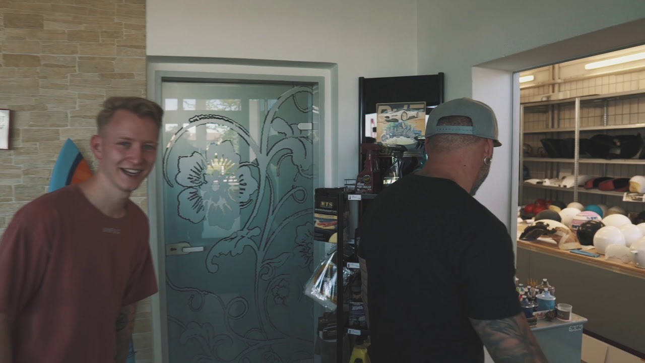 Bobber Garage auf Besuch bei Marcus Pfeil Custompainting