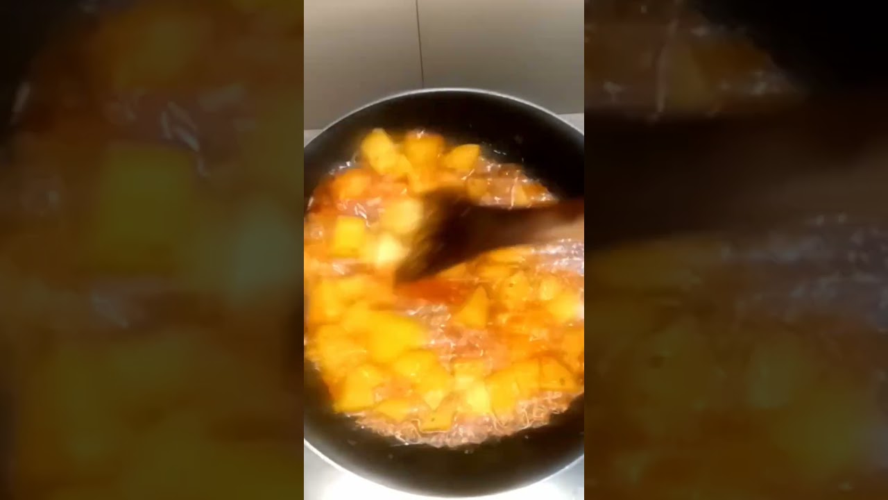 Aloo Bhuna Masala Dhaba Style Recipe ❤️&zwj;🤤 | Cooking With Hoor