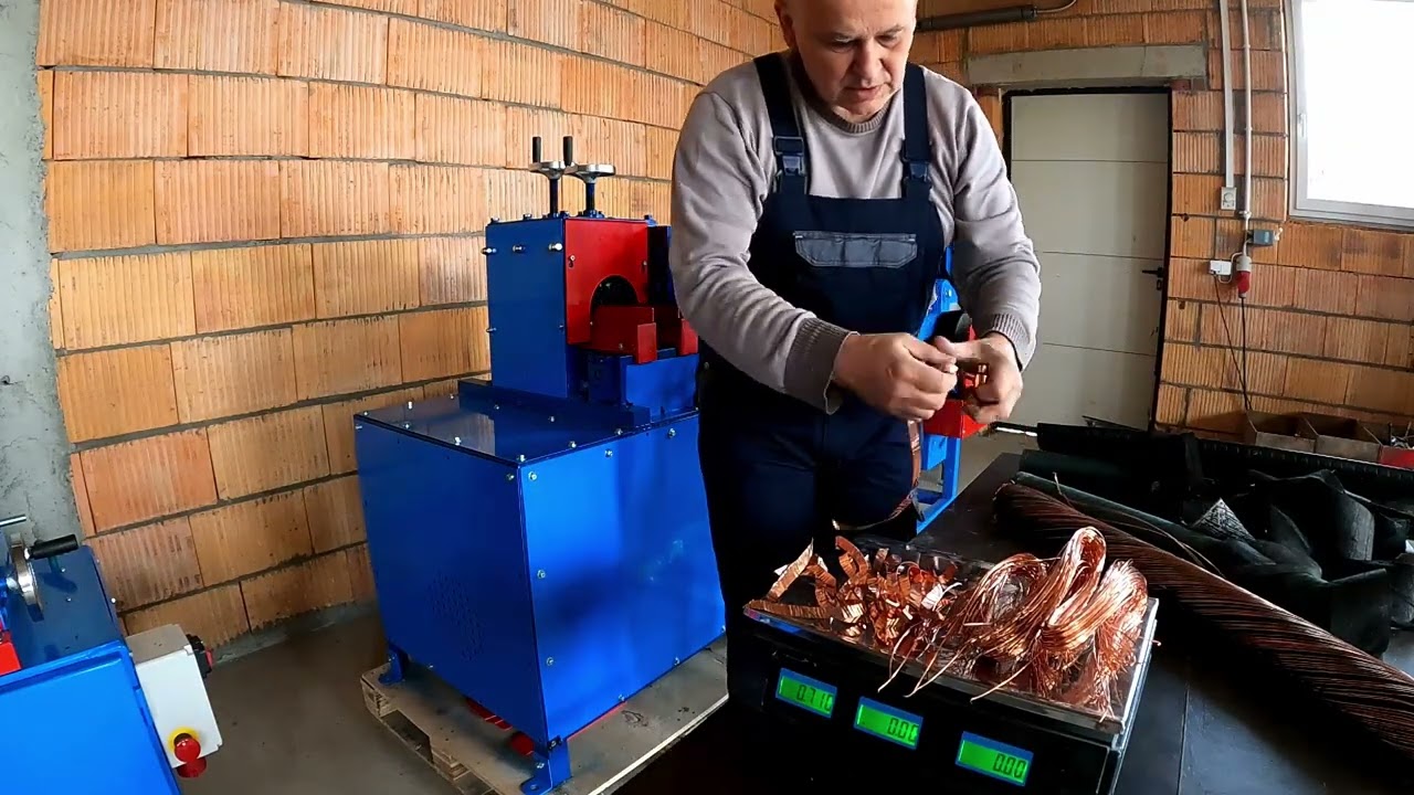 EN120P4 czyli pierwsza maszyna do recyklingu kabli z wałkami ciągnącymi.