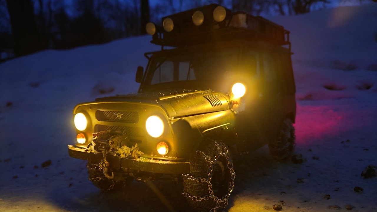 UAZ 469 MudRunner scout out testing the new snowchains! УАЗ 469 цепи противоскольжения!