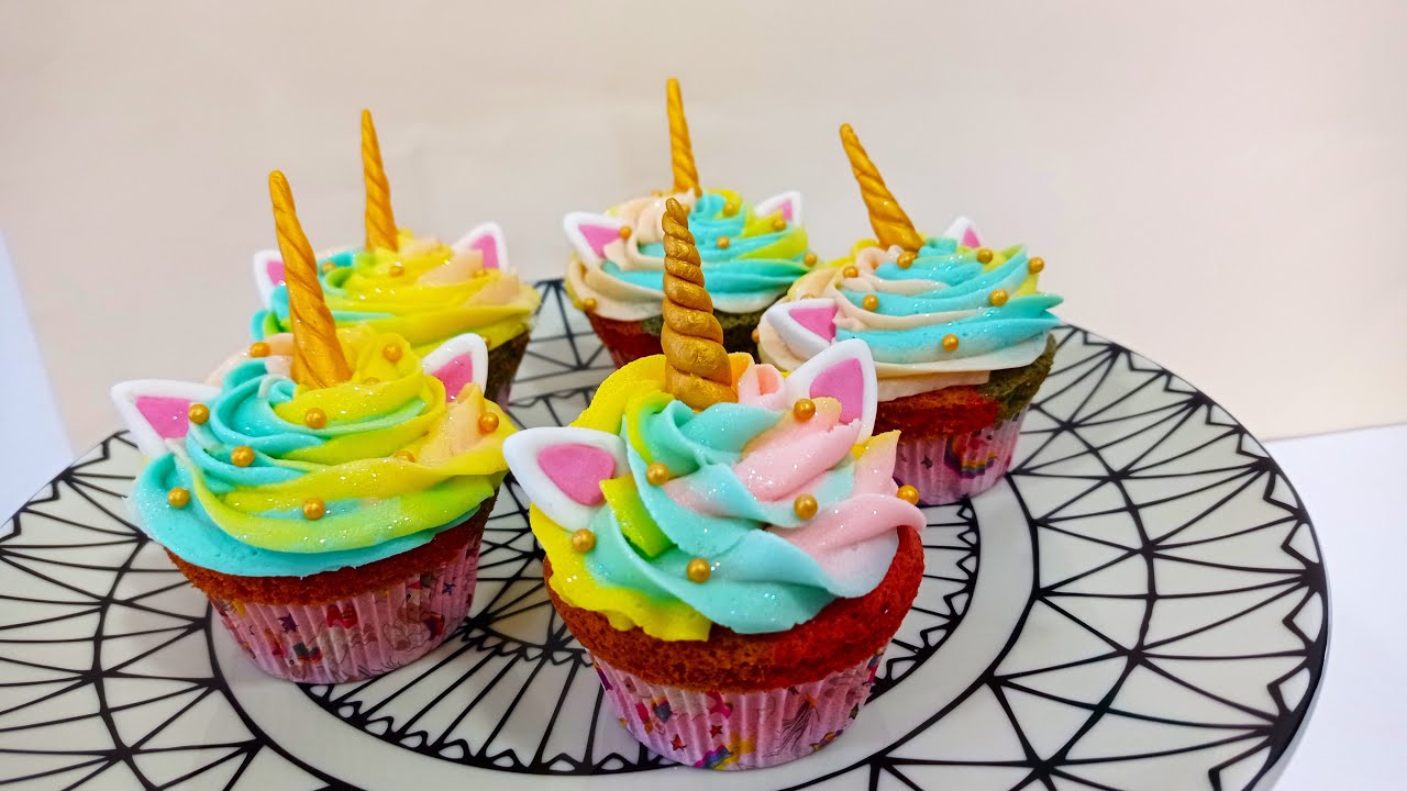 Cupcakes de unicornio #cupcakes #unicornio #cupcakesarcoiris #cupcakesdecorados