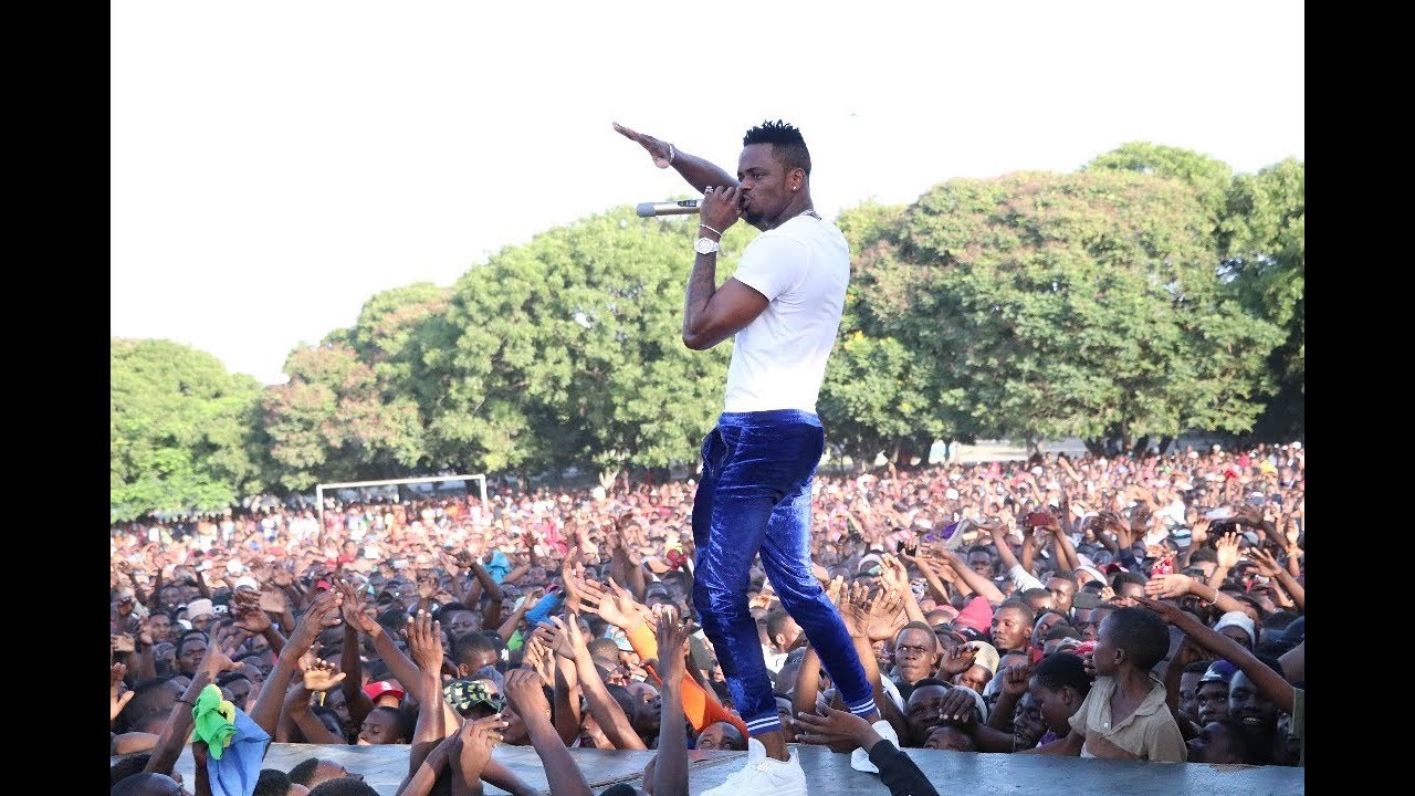 DIAMOND PLATNUMZ AWAFUNIKA WASAFI WOTE MWEMBE YANGA, TEMEKE