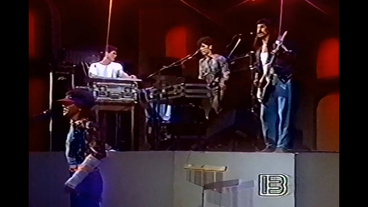 Los Abuelos de la nada - Asi es el Calor - Vivo Badia y Cia 1984