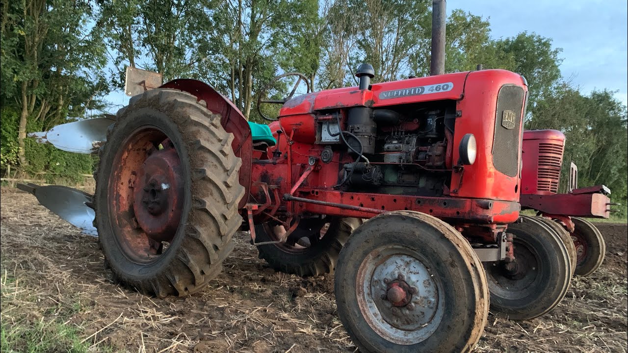 Nuffield 460 & Ransomes TS-82  Ploughing