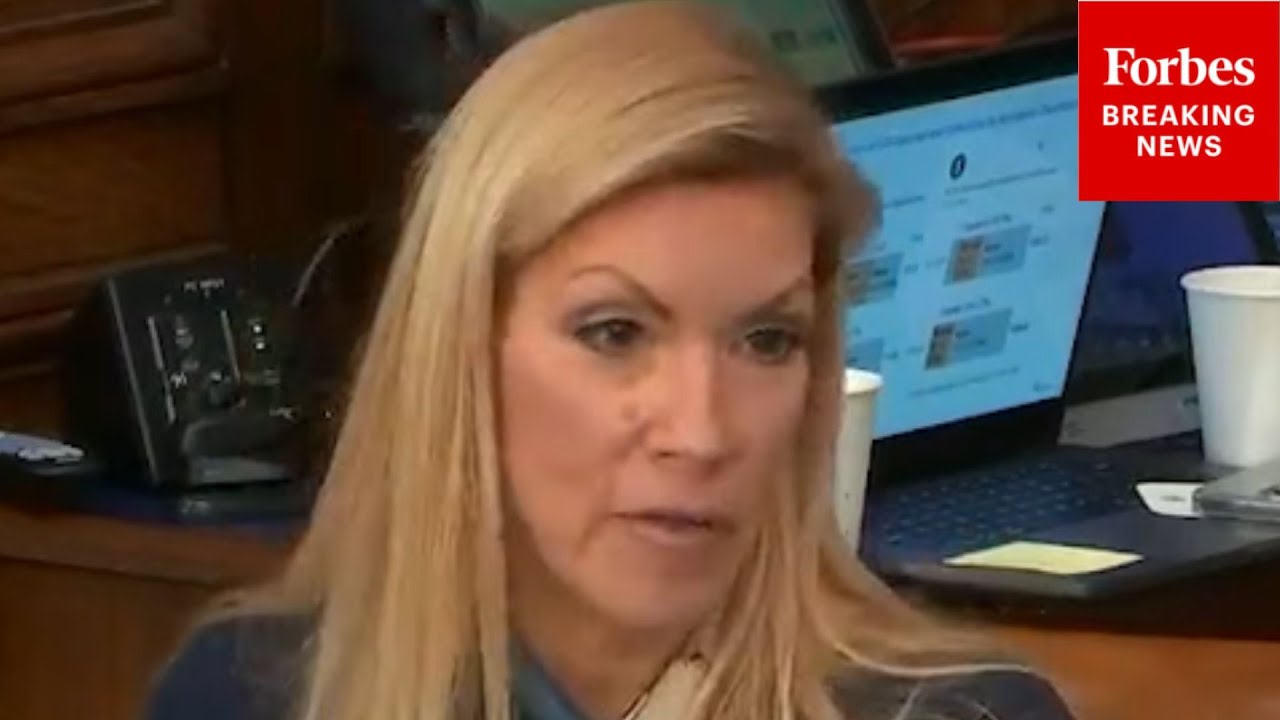 'It Stabilizes Household Finances': Beth Van Duyne Backs Child Support Enforcement Program