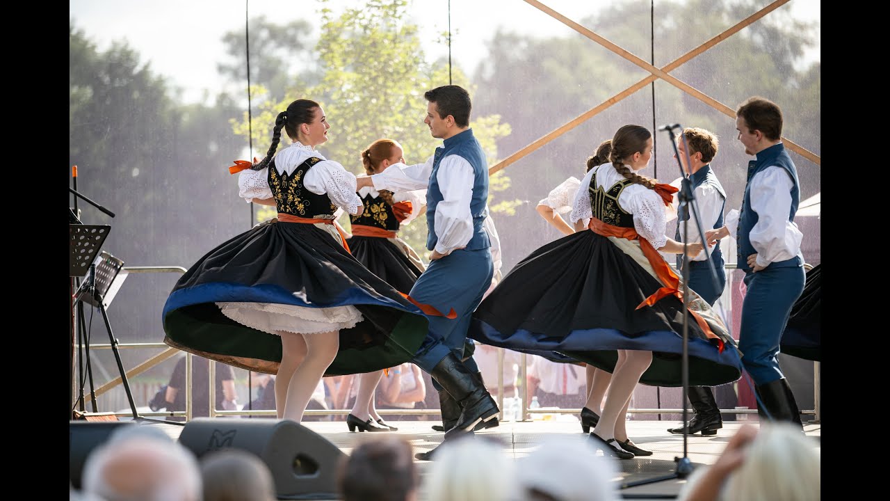 V. Folklorní (Ne)Fest / ZPiT Olza / Tańce mieszczan cieszyńskich