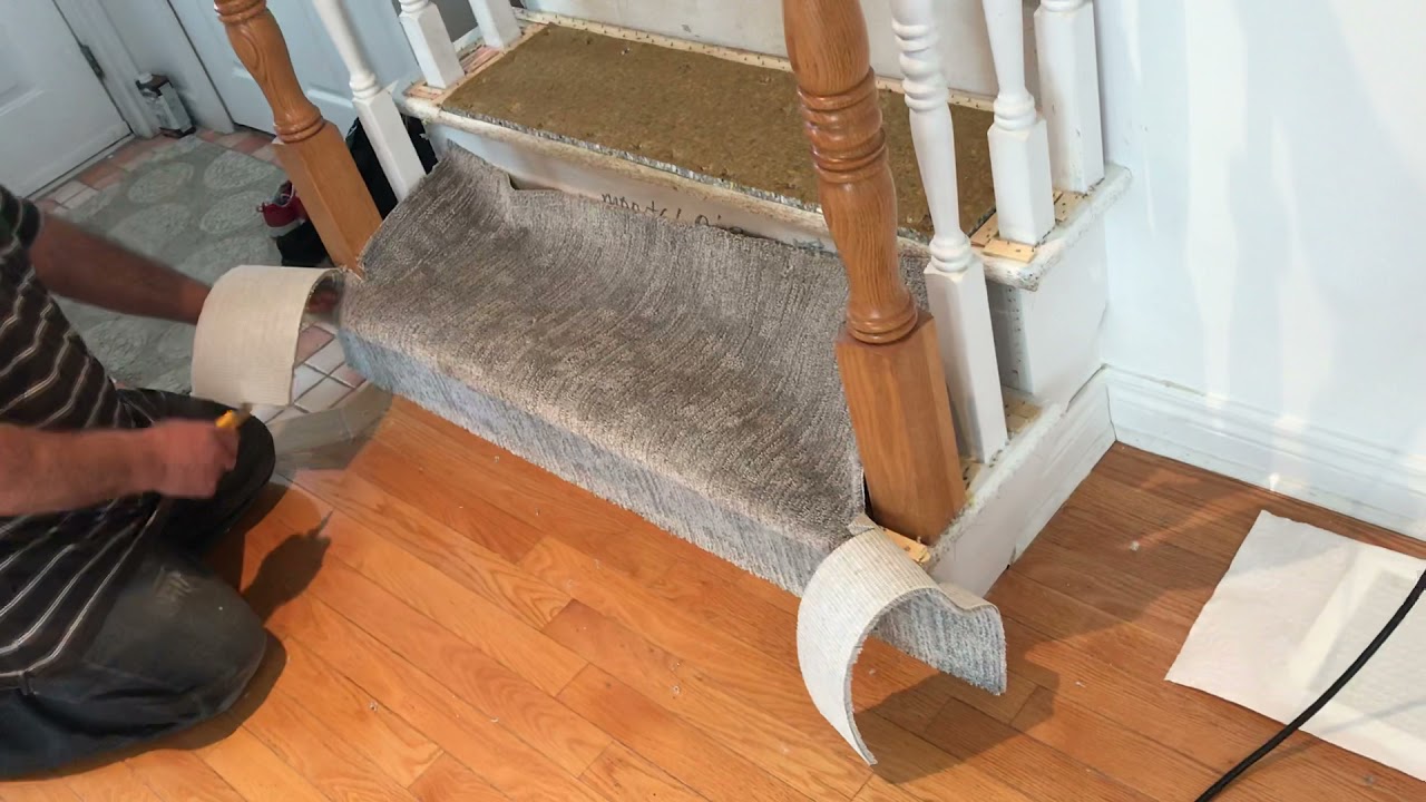 楼梯换地毯 细节 栏柱处理Install carpet for stairs in details