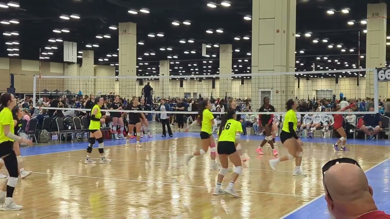 210 Countdown, San Antonio TX. Maddie Cavazos #8 OH/DS