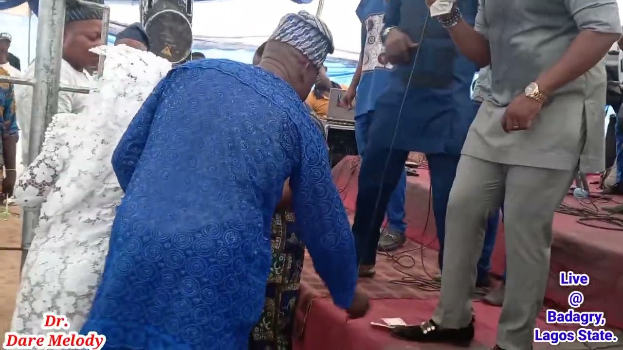 Dare Melody live in Badagry