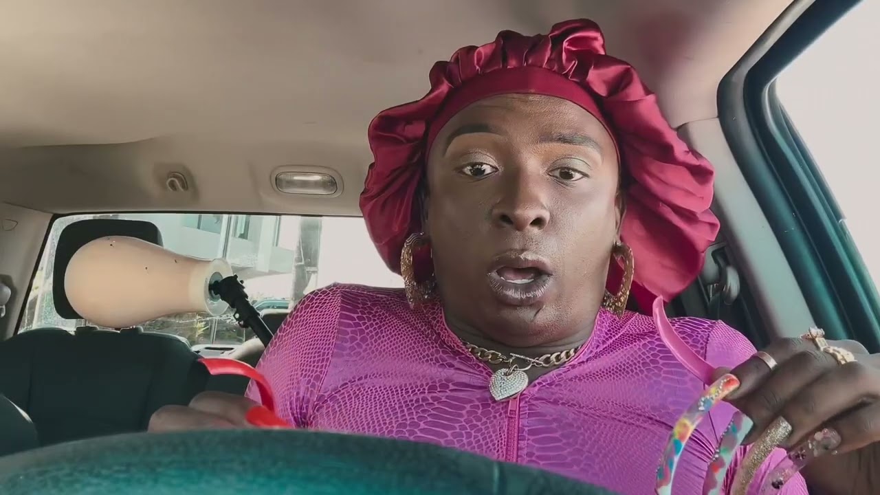 Kandie meets Homeless lady on pt .1 🤣 #skit
