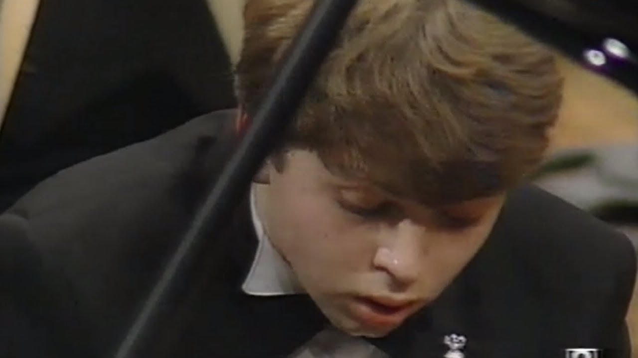 Eldar Nebolsin, piano: Rachmaninov Piano Concerto No.2, Spanish RTVE Orchestra - S. Comissiona