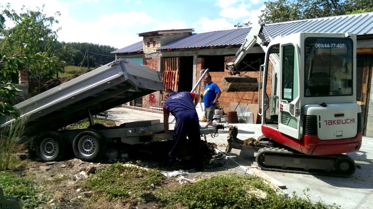 Takeuchi TB016  mini bager i kiper prikolica