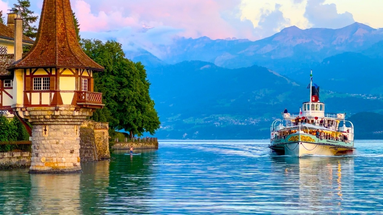 Breathtaking Sunset Walk in Oberhofen 🇨🇭 Switzerland 4K