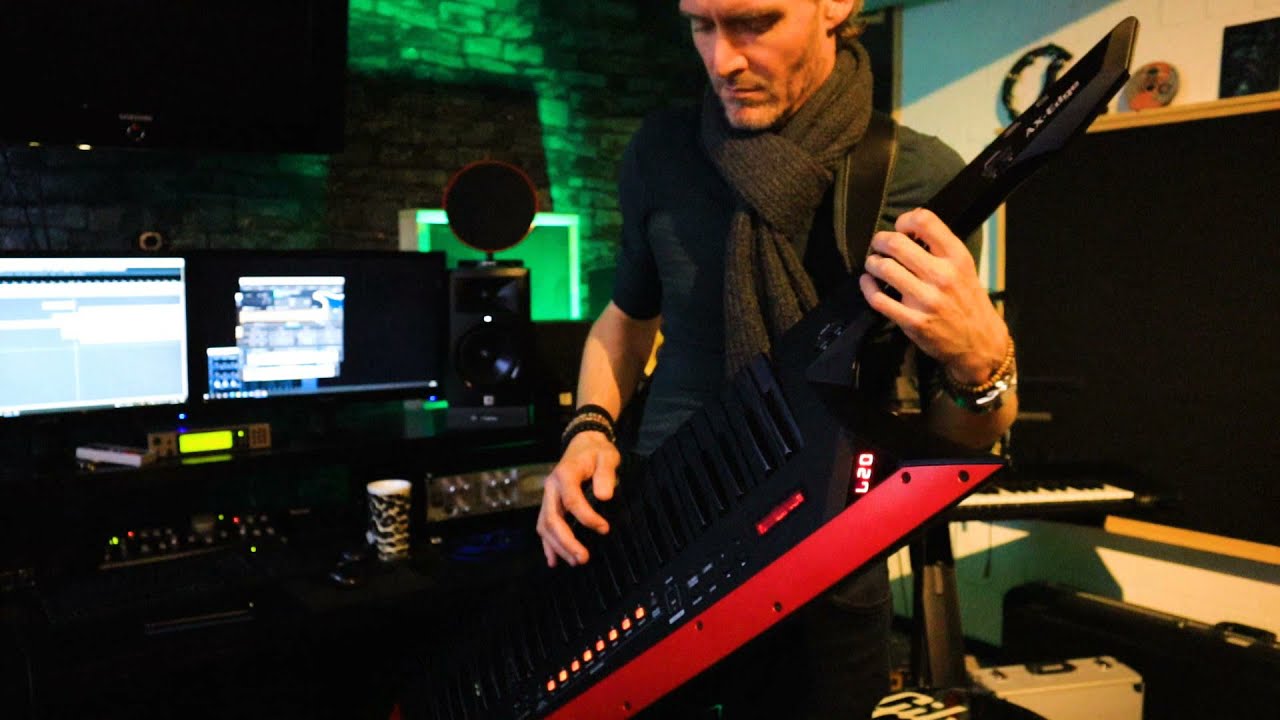 Ax Edge with Musiclab realguitar, strat and lpc