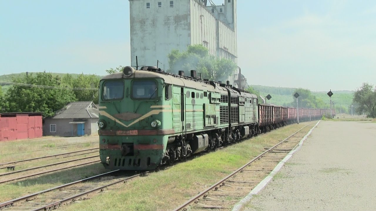[ЧФM] Тепловоз 2ТЭ10Л-2933 на ст. Яргaра / [CFM] 2TE10L-2933 at Iargara station