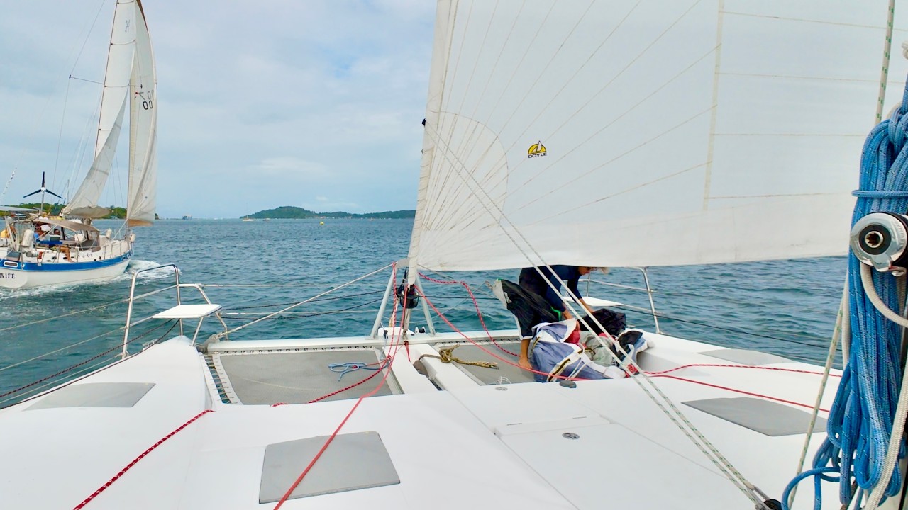 PROOF that Catamarans are WAY Faster than Monohulls! RACING our Seawind 1170 Catamaran in Panama!