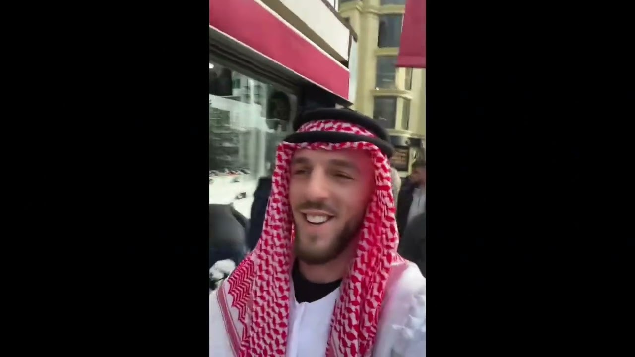Sheiku i Durresit i veshur si Sheik Dubai, njerezit mendojn se eshte Sheik i vertet