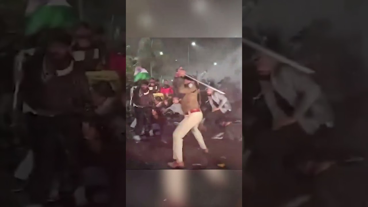 BPSC students par Bihar Police ka lathi charge  #bpsc #studentprotest #bihar #congressparty