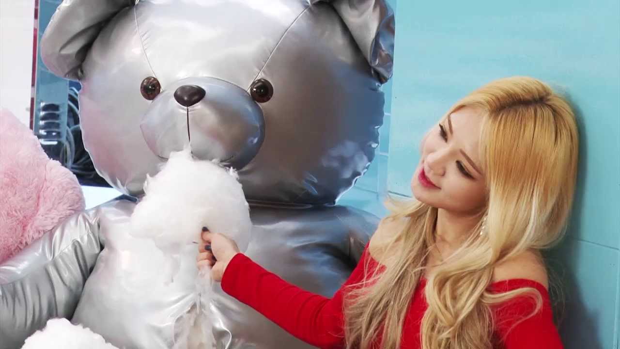 Girls' Generation - Behind The Scenes of Mr. Mr. Music Video
