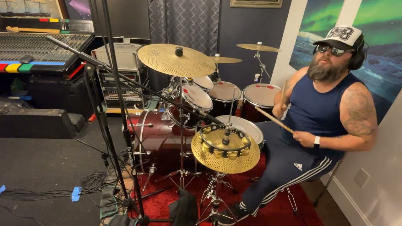Learning Drums Day 18- Tom's Hard, 88BPM added a few mics on the toms. 