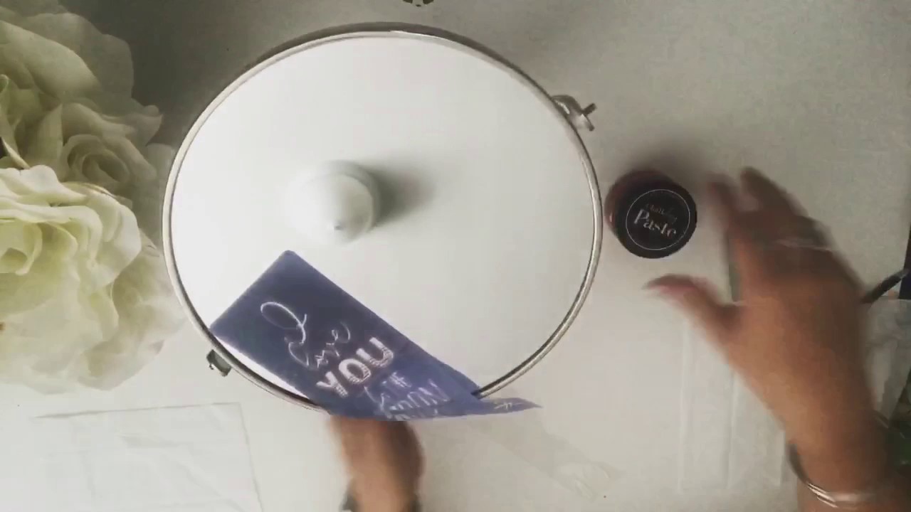 Does Chalkology Paste Work on Mirrors?