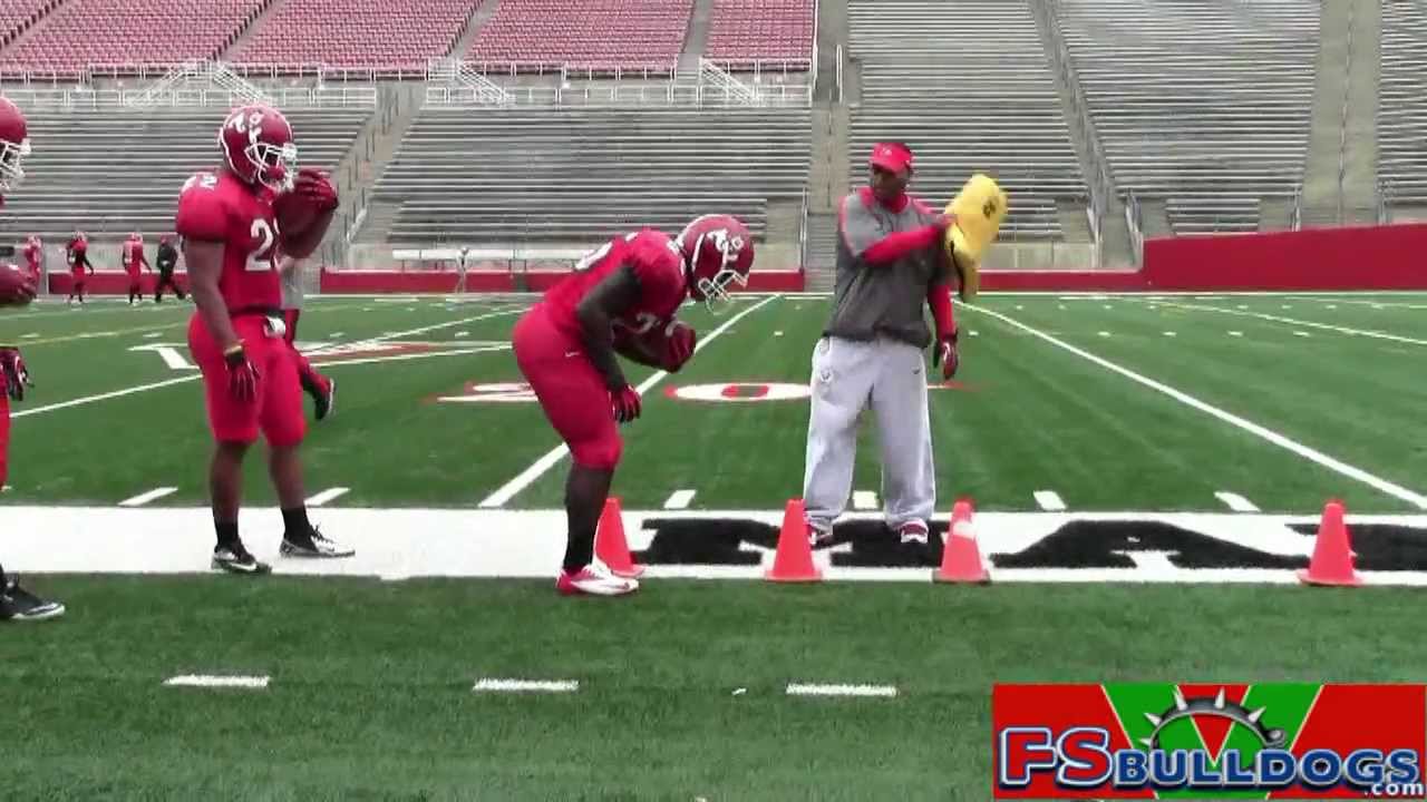 Fresno State running back drills from 3/6/13