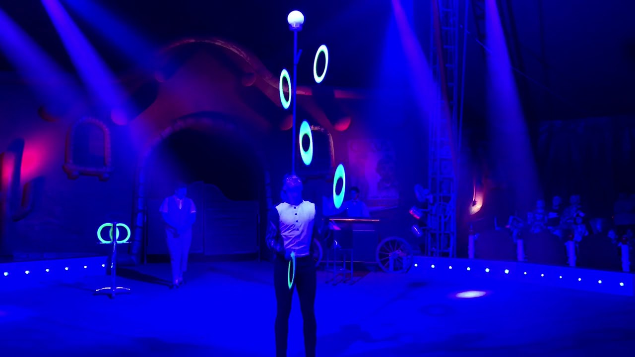 Webers Circus - Juggling Act | Sydney 2019