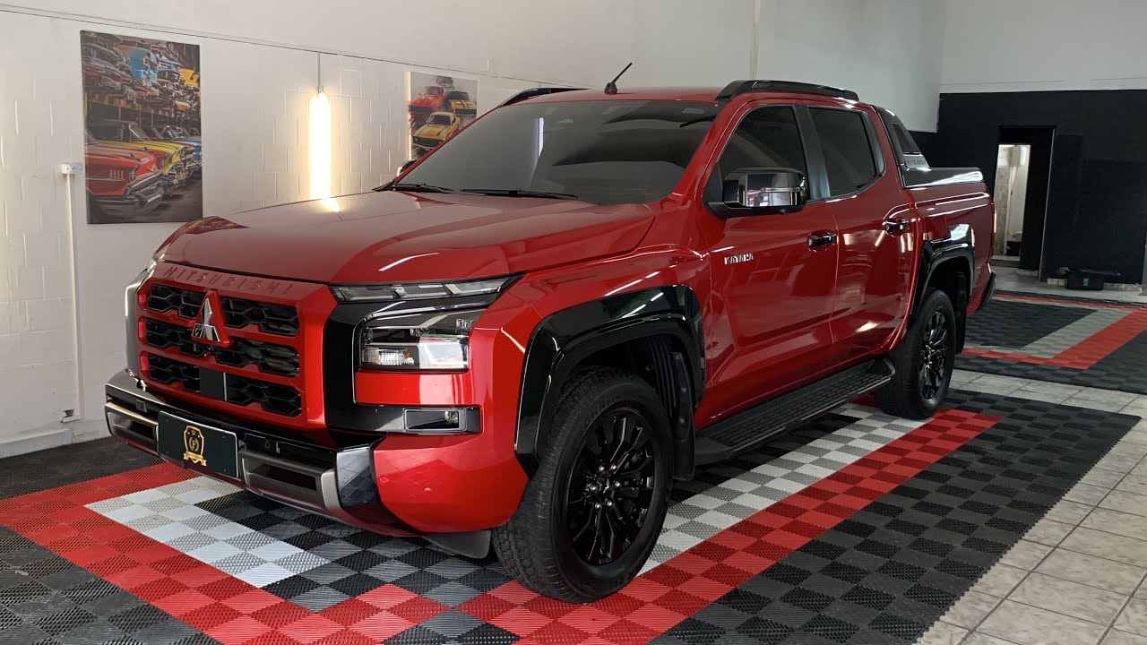Mitsubishi Triton Katana - Lavagem Detalhada 